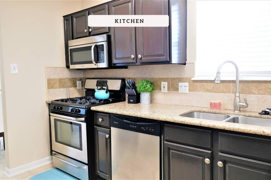Вілла Exceptional, 5 Beds, Near Downtown - Bold Ruler Стаффорд Екстер'єр фото